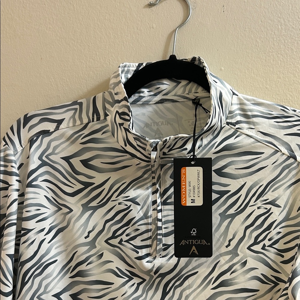 Antigua Zebra Print Long Sleeve 3/4 Zip Top - Picture 3 of 8